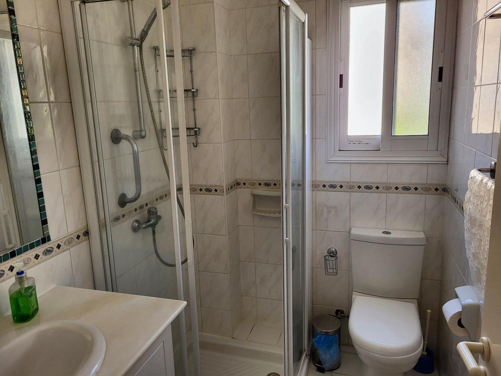 Award-Winning 3-Bedroom Apartment Near Beach Paphos Exterior photo